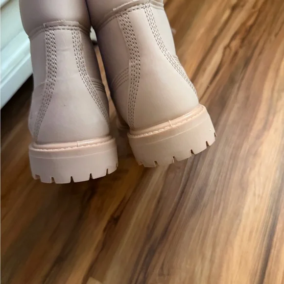 Timberland Women's Blush Lace-Up 6-Inch Boots - Picture 5 of 7